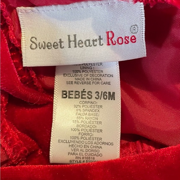 🌟Host Pick🌟Red Velvet Dress 3/6 months ♥️ - Picture 4 of 5